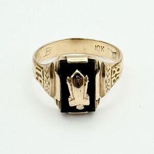 10K Solid Yellow Gold Black Onyx Class Ring - Vintage 1938